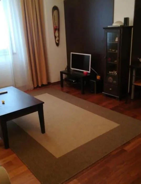 Apartment Partia Clabucet-1