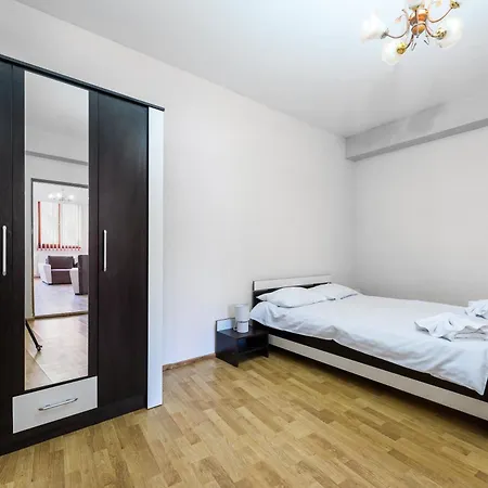 Central Apartament Predeal Nr 5-2