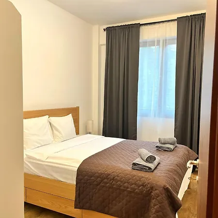 Panorama Pine Retreat - Spacious 2-Bedroom Flat-2