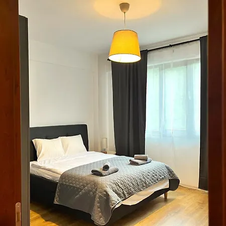 Panorama Pine Retreat - Spacious 2-Bedroom Flat-3