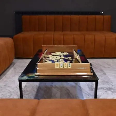 R&B Studio-2