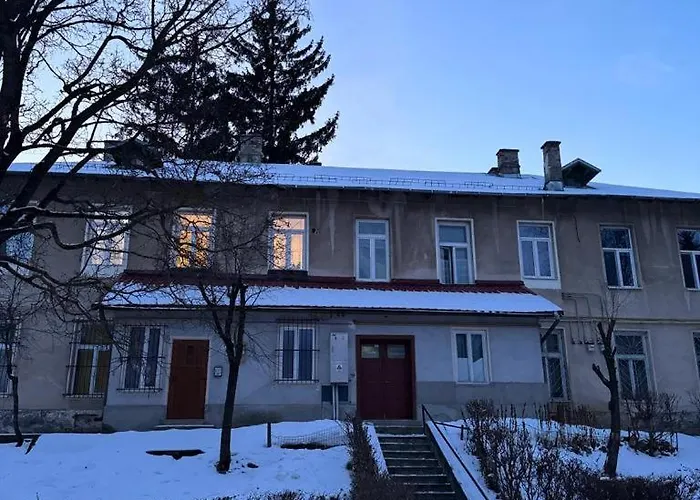 Lv Luxury Apart - One Minute Away From Train Station Predeal