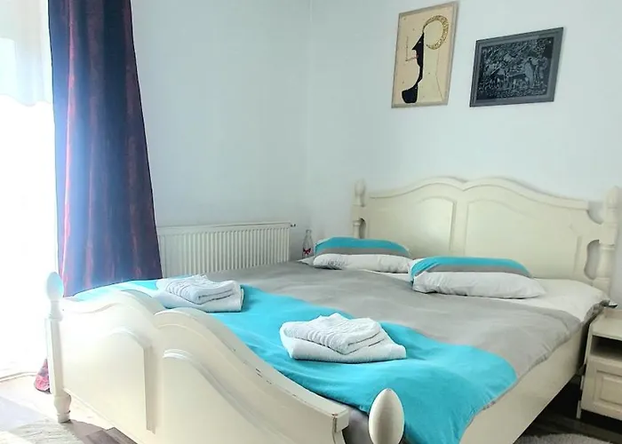 Happy Holiday Apartments Predeal